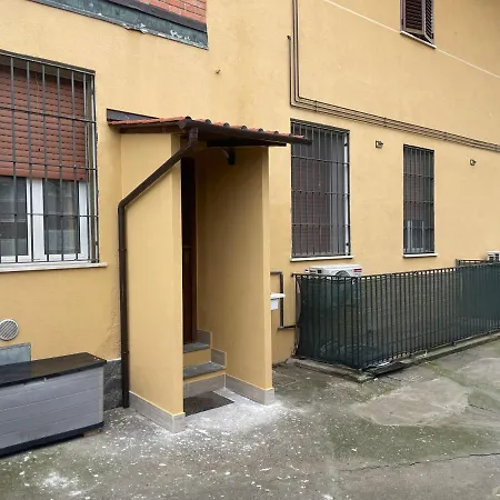 Roberta House Mediolan