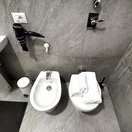 Roberta House Il Tuo Rifugio Per Concerti, Eventi E Fiere *